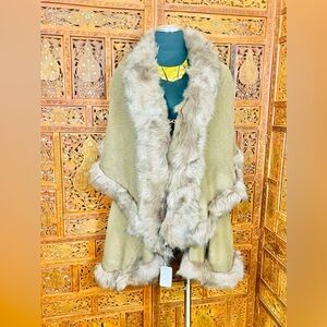 Women’s Cloak Shawl Faux Fur Trim Poncho Jacket Sweater